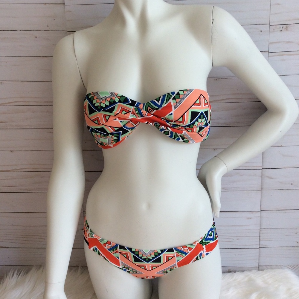 Gianni Bini 2 pieces Strapless Bikini
